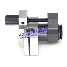 China 444-1561-1JH,44415611JH,KOMORI MACHINE LIFTING SUCKER,KOMORI ORIGINAL PARTS fornecedor