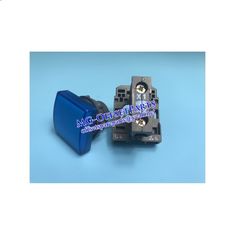 China MV.051.054,00.783.2303,00.783.2312,SIGNAL LAMP BEZEL ZB5CV063 BLAU,HD SIGNAL LAMP fornecedor
